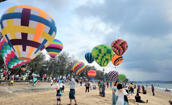 Lễ hội bay khinh khí cầu Nha Trang